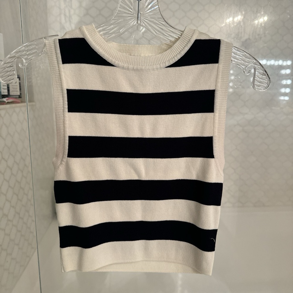White and Black Striped Zara sleeveless top